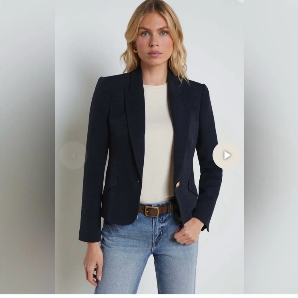 L'AGENCE Jennah Navy Blazer with Gold Button - size 4 - Picture 6 of 7